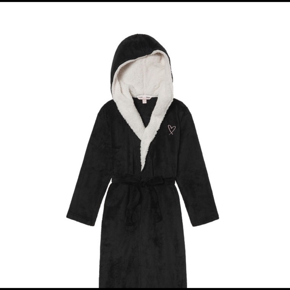 Victoria’s Secret The Cozy Sherpa Long Robe Black